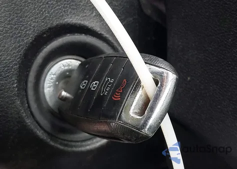 2019 Kia Sorento 2.4L Lx z USA, uszkodzony, nr VIN 5XYPGDA38KG538100